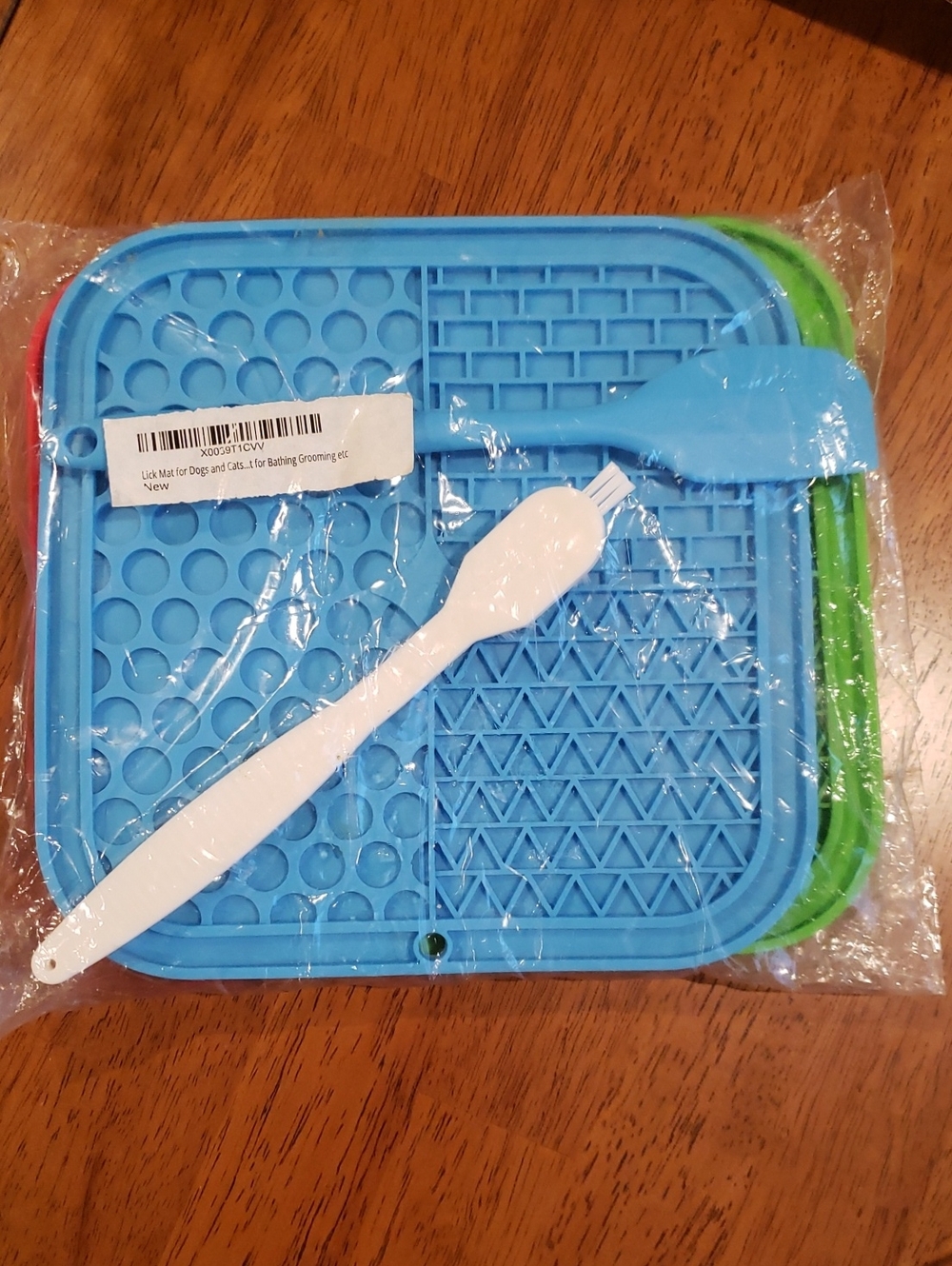 NEW Lick Mat Set for Pets 3 Large Size Mats with Multi Surfaces, Spatula & Brush